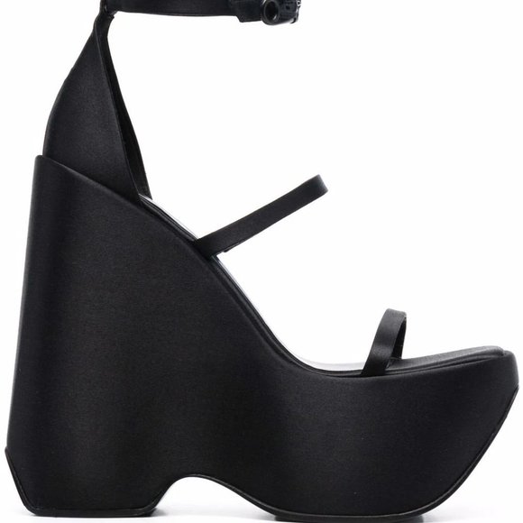 Versace Triplatform strappy 160mm sandals - Picture 2 of 13